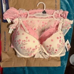 NWT 2Fer Laura Ashley Cream and Pink Floral Bra with Undies